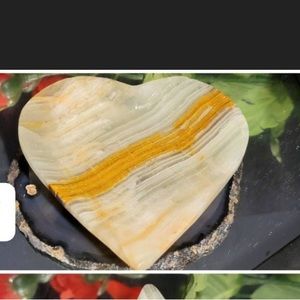 Banded onyx heart bowl
